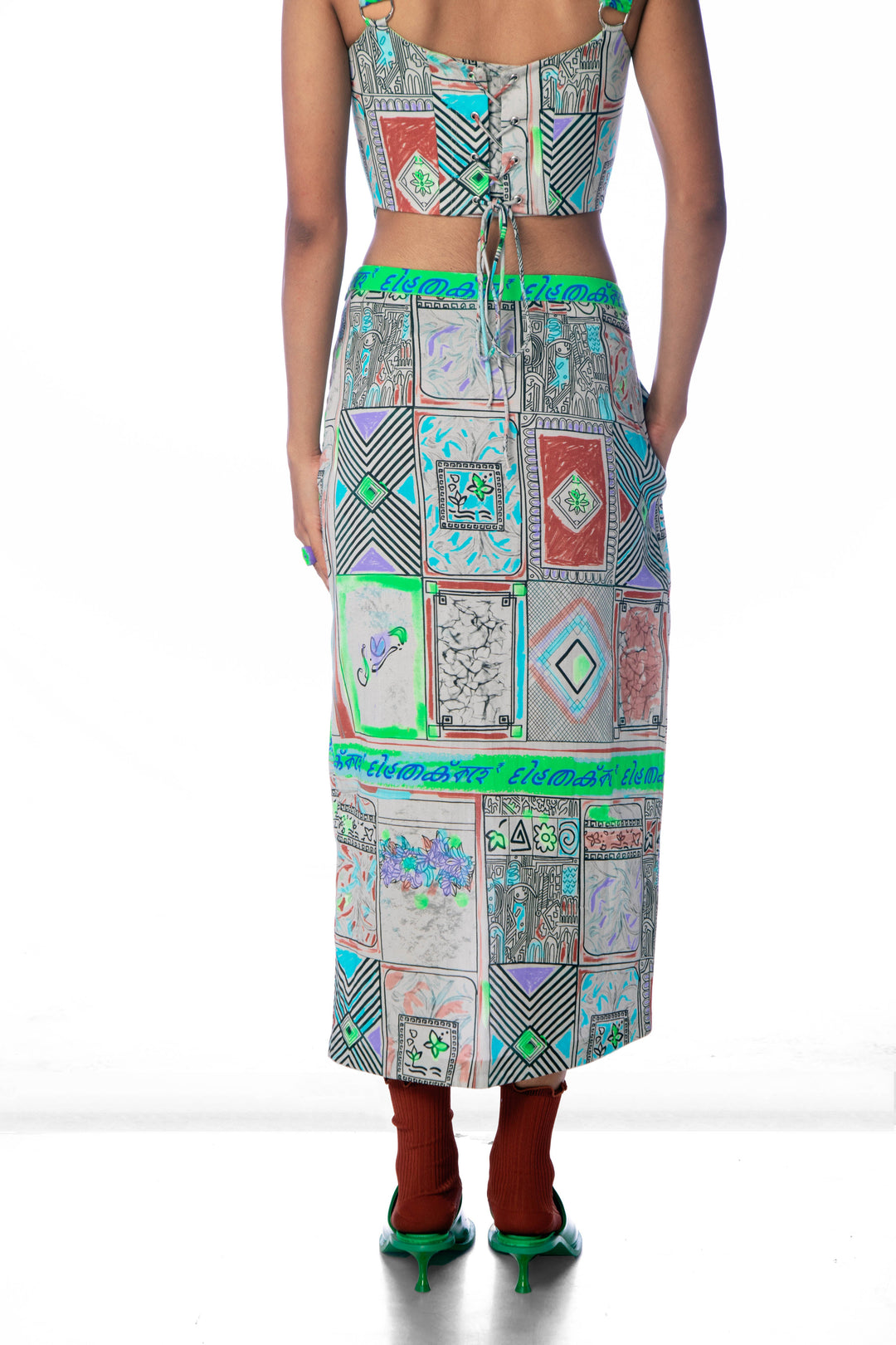 TITLITILE SKIRT